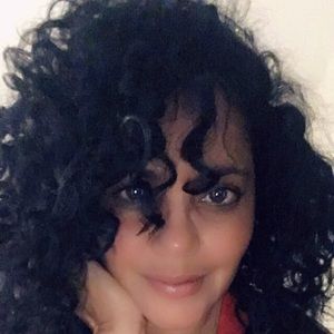 Meet your Posher, Linda lee